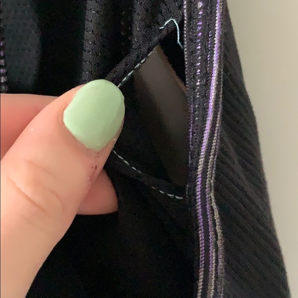 🏋️♀️ Athleta Sports Tank Top 🏋️♀️ - Picture 6 of 7